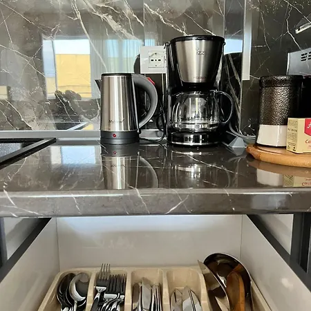 Arjola Apartment *